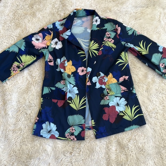 NO LABEL Women’s Blue Floral Blazer & Shorts Set Size S/M EUC - Picture 4 of 17